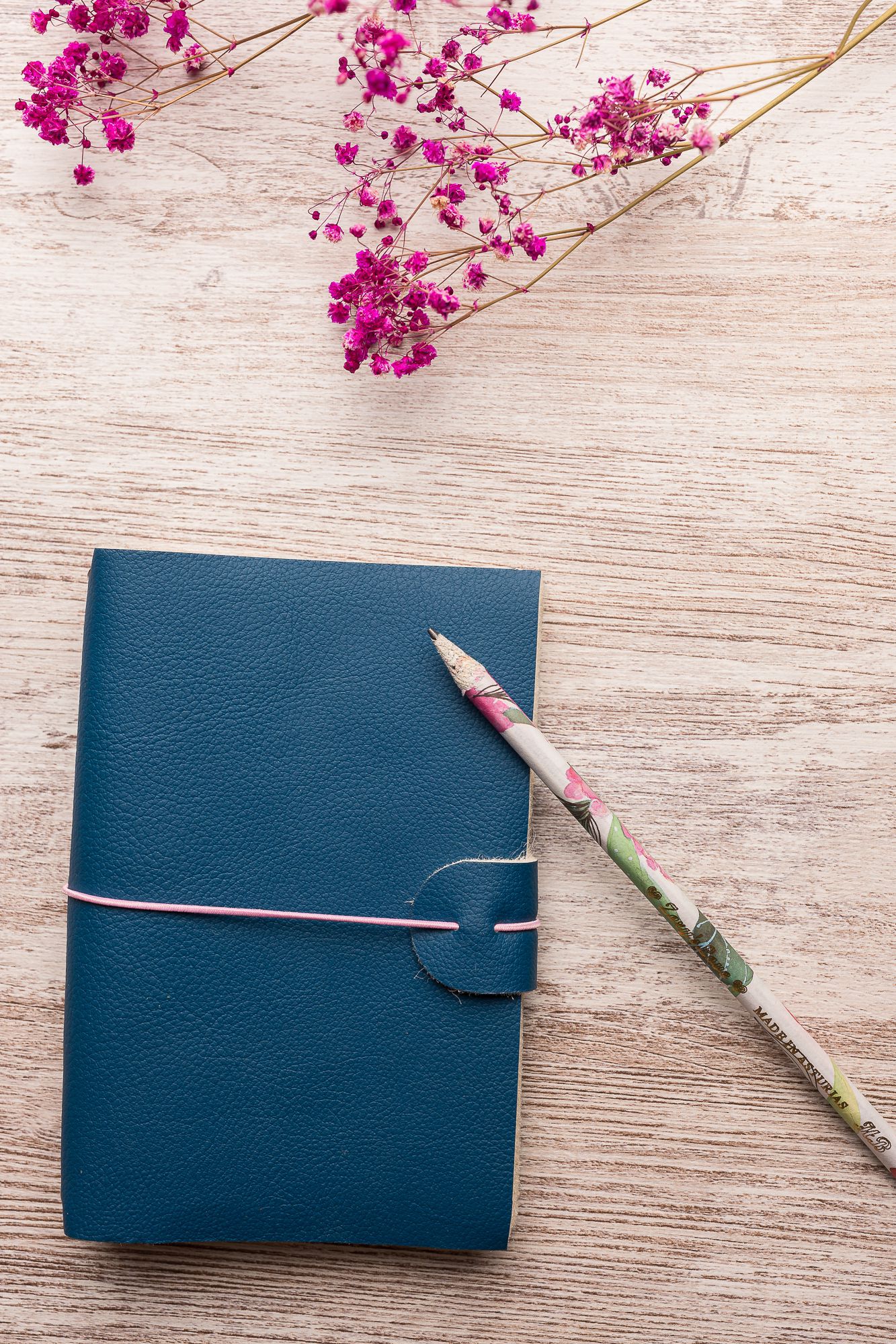 Midori Vegana | Cuaderno Sostenible con Piel Vegana de Piña