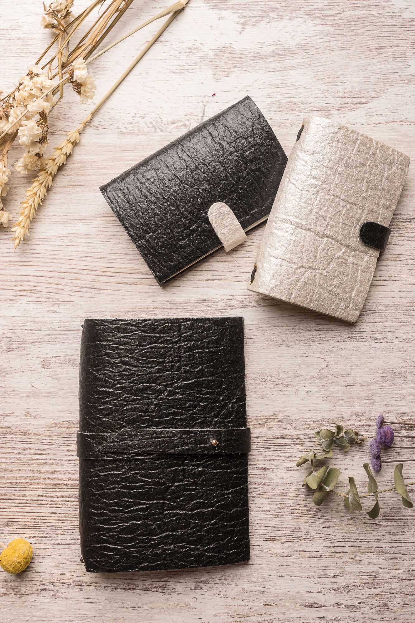 Midori Vegano Premium | Cuaderno Sostenible con Piel Vegana Colección Mineral