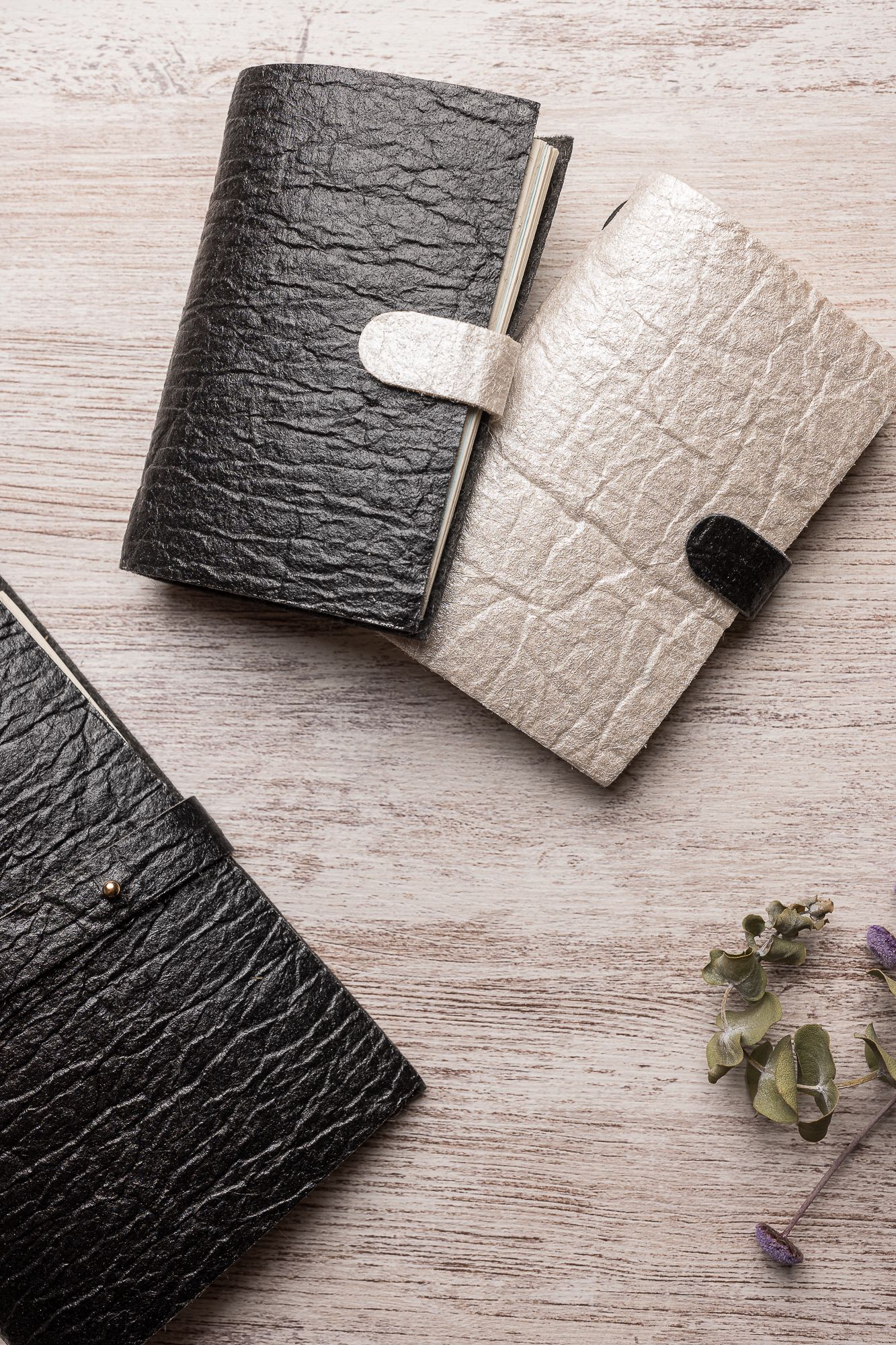 Mini Midori Vegano Premium – Compacto, Sostenible y Elegante | Colección Mineral