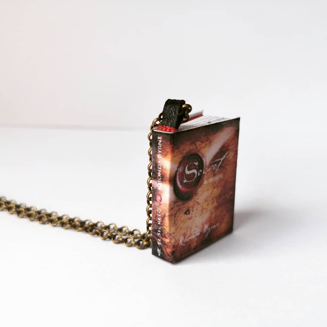 Mini Libro "The Secret" – Marcapáginas, Colgante o Llavero